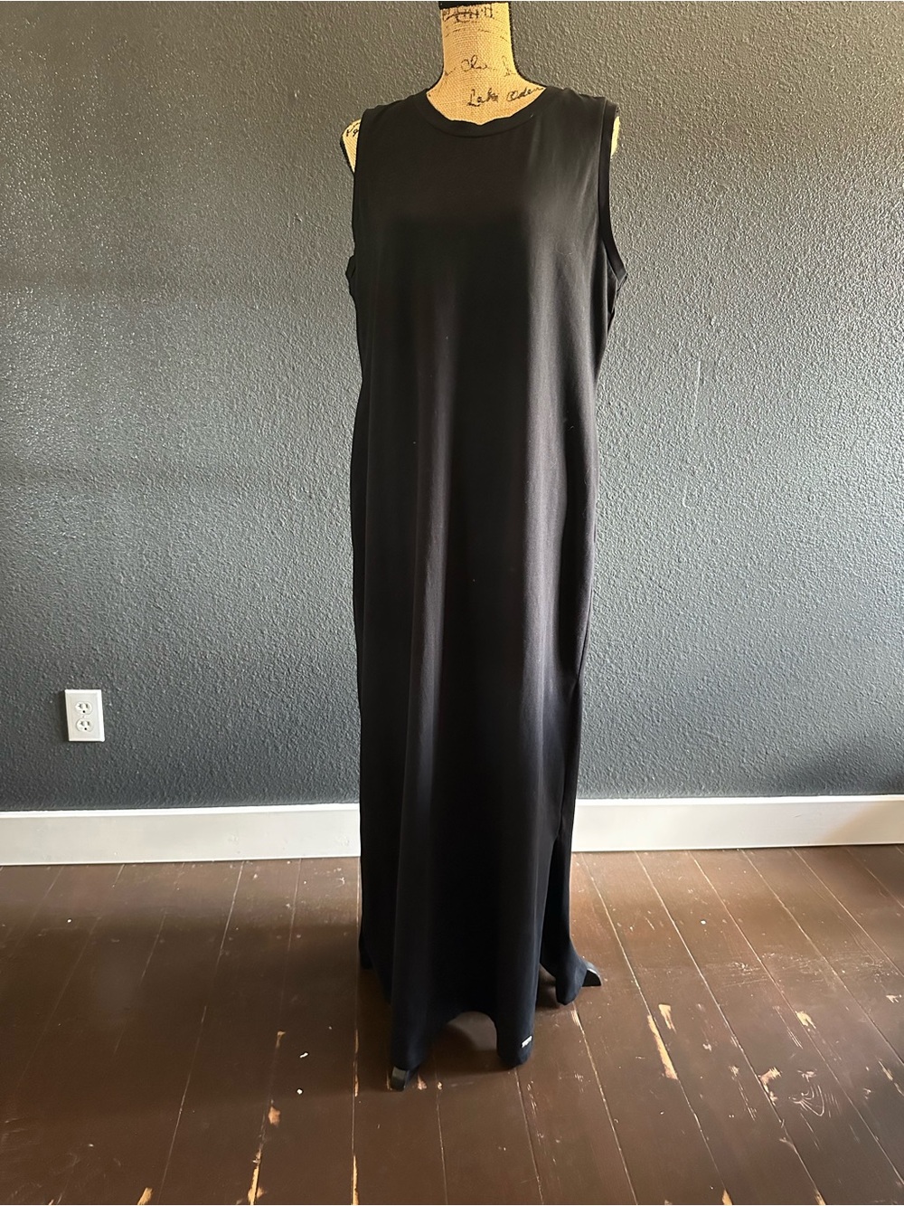 Calvin Klein Black Maxi Dress XL – Minimal Sleeveless Stretch Knit